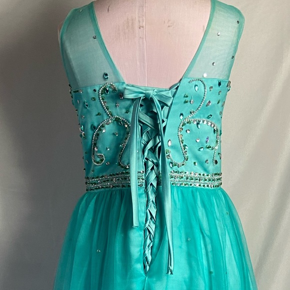 AQUA Formal Gown - Picture 8 of 8